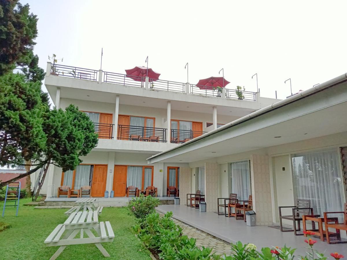 Hotel Pondok Asri Tawangmangu Exteriér fotografie