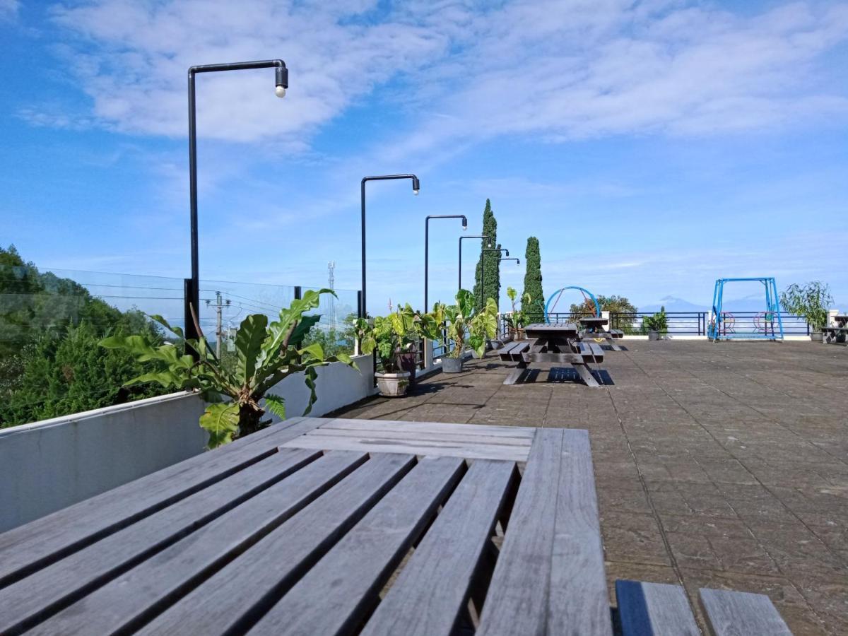 Hotel Pondok Asri Tawangmangu Exteriér fotografie